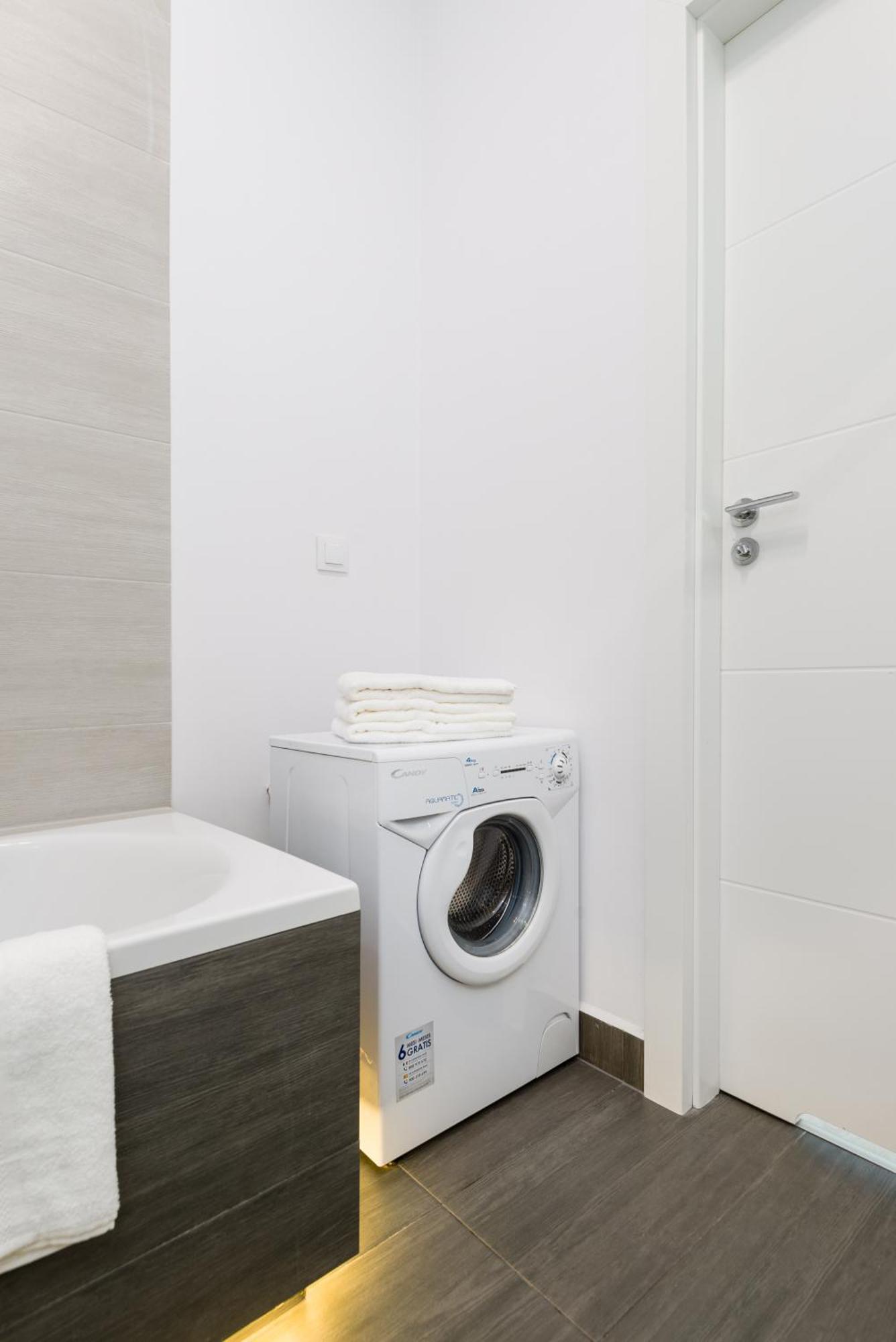 Apartament Lubliniecka Z Pieknym Widokiem Na Radiostacje Gliwice Eksteriør bilde